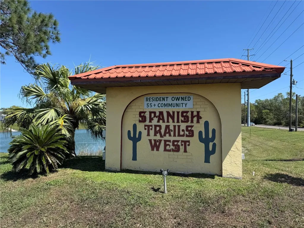 37542 Pinata Avenue Zephyrhills FL 33541