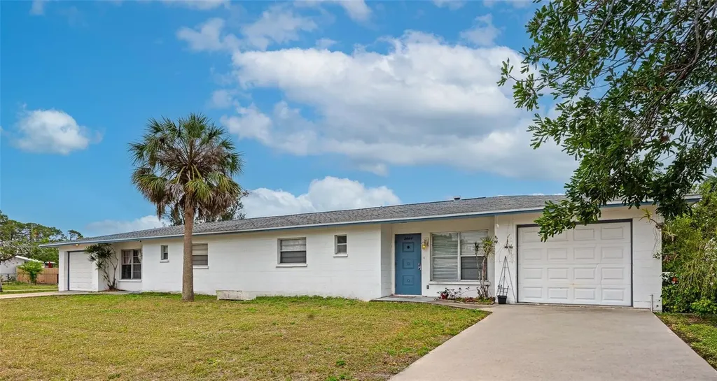 2004 49th Avenue W Bradenton FL 34207