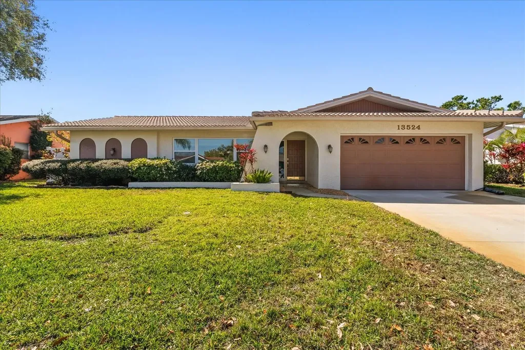 13524 91st Avenue Seminole FL 33776