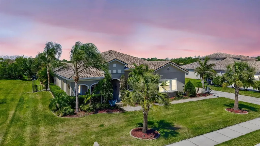 604 166th Street E Bradenton FL 34212