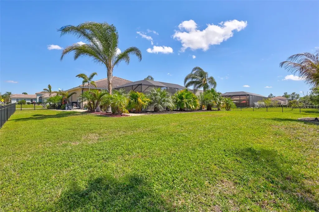 604 166th Street E Bradenton FL 34212