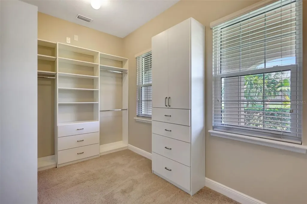 604 166th Street E Bradenton FL 34212