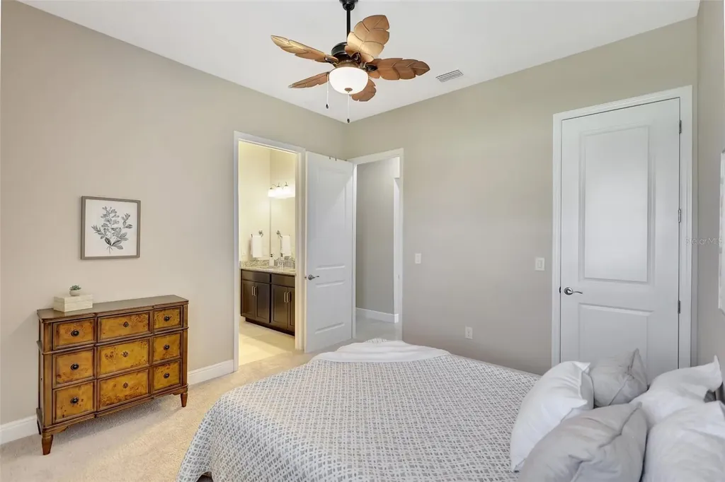 604 166th Street E Bradenton FL 34212
