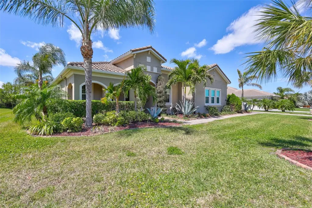 604 166th Street E Bradenton FL 34212