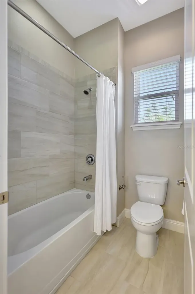 604 166th Street E Bradenton FL 34212