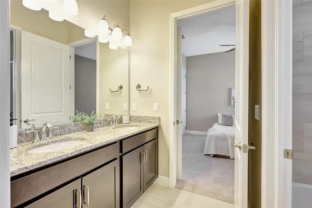 604 166th Street E Bradenton FL 34212