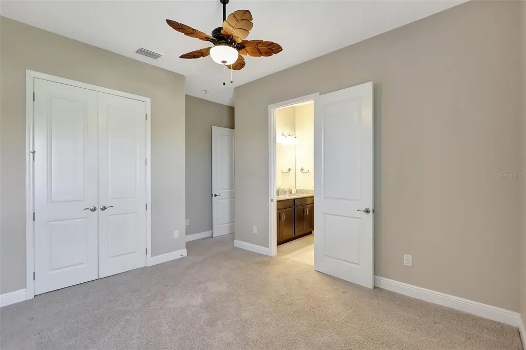 604 166th Street E Bradenton FL 34212