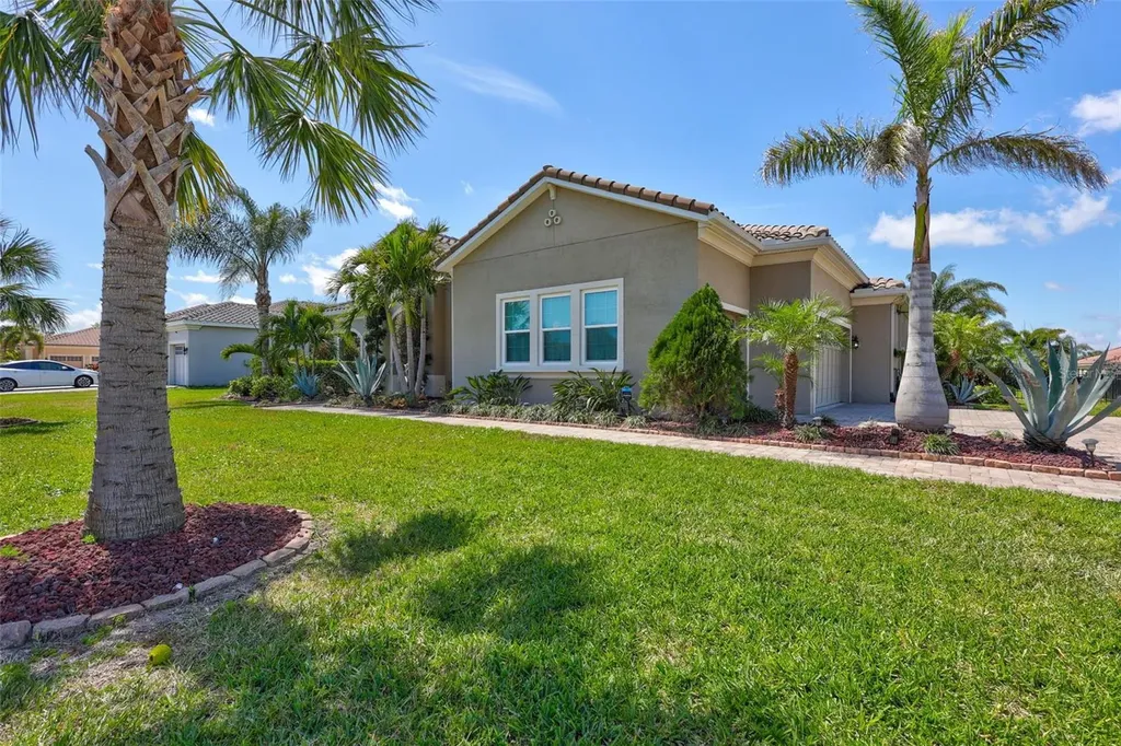 604 166th Street E Bradenton FL 34212