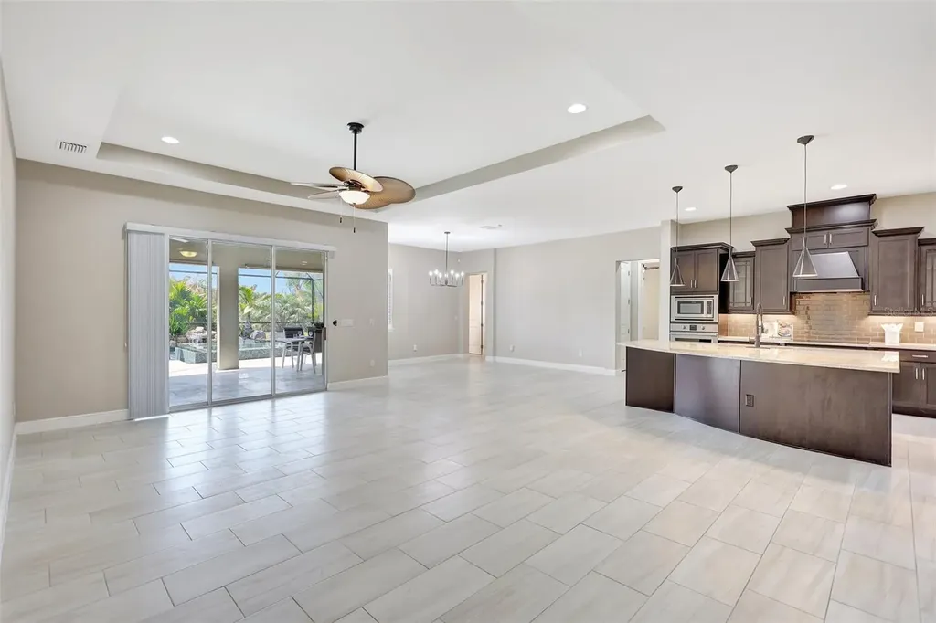 604 166th Street E Bradenton FL 34212