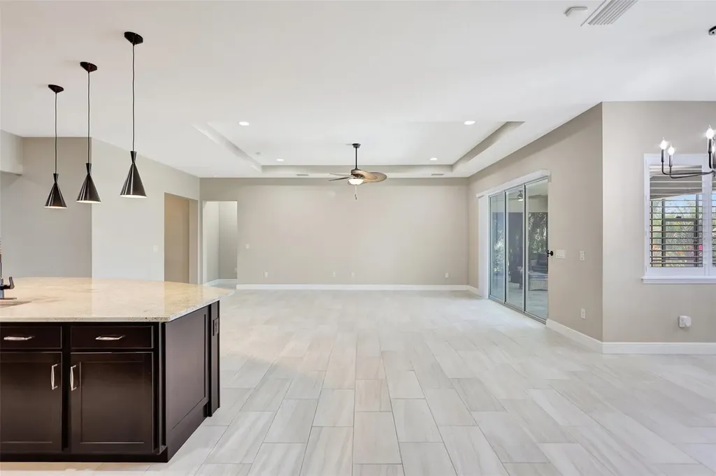 604 166th Street E Bradenton FL 34212