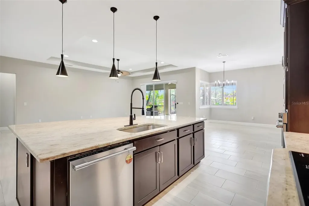 604 166th Street E Bradenton FL 34212