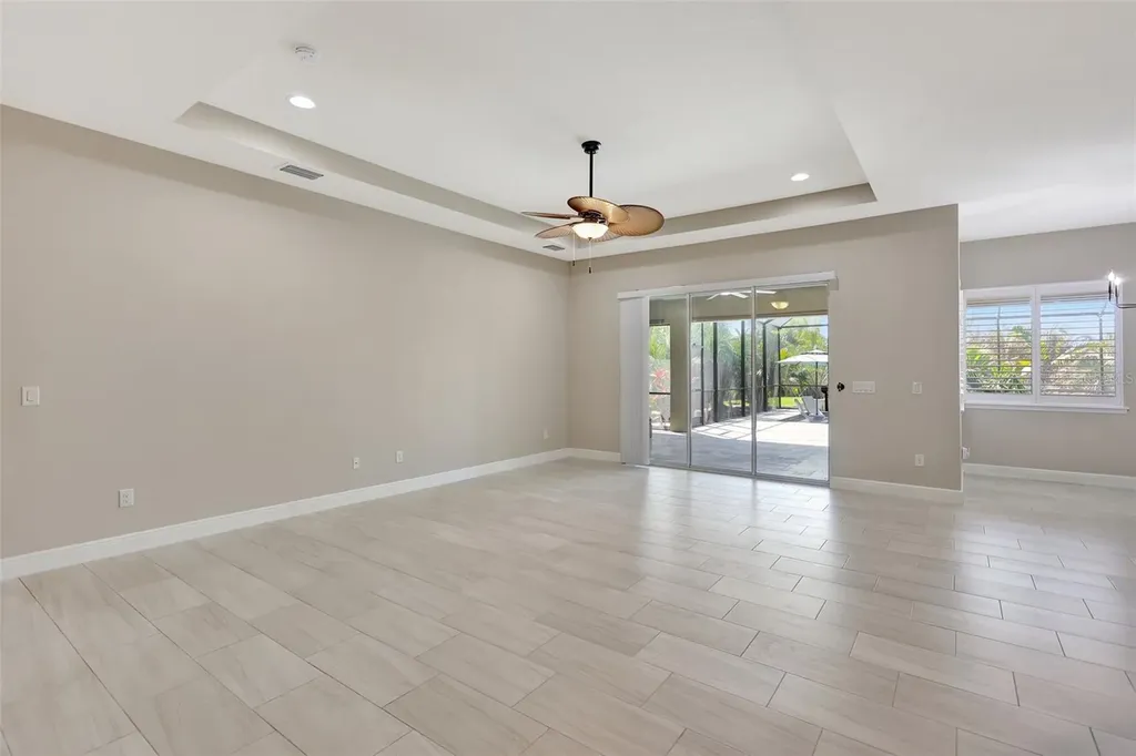 604 166th Street E Bradenton FL 34212