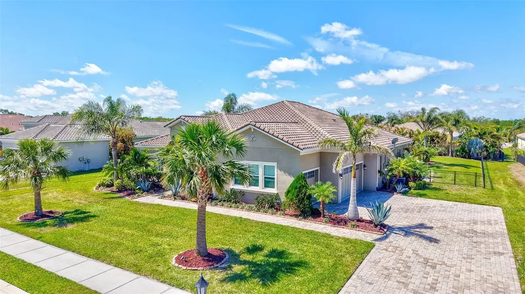 604 166th Street E Bradenton FL 34212