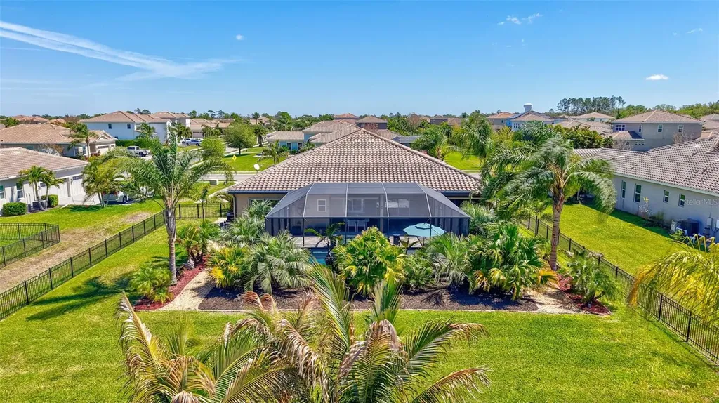 604 166th Street E Bradenton FL 34212