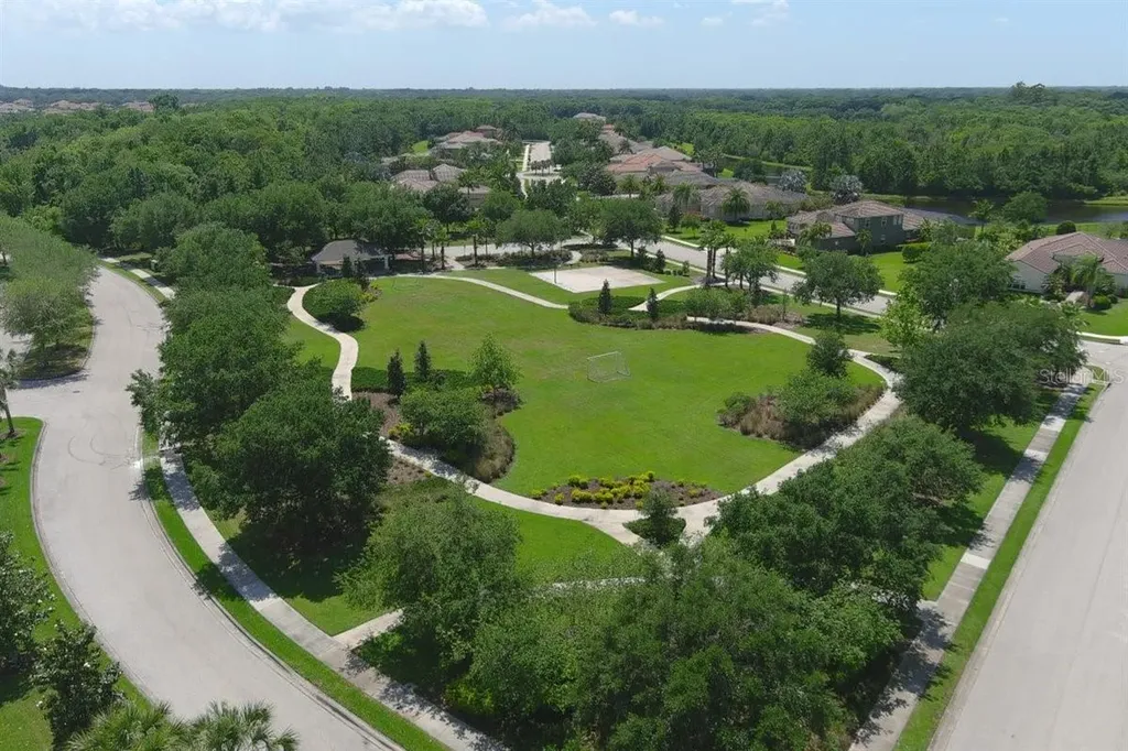 604 166th Street E Bradenton FL 34212