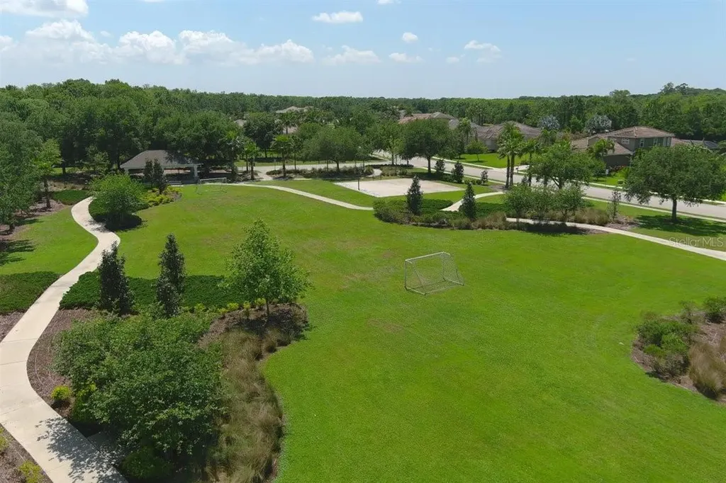 604 166th Street E Bradenton FL 34212