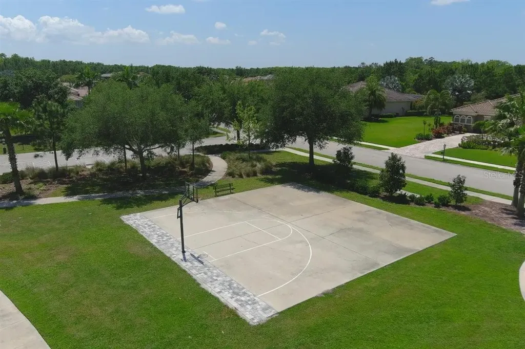 604 166th Street E Bradenton FL 34212