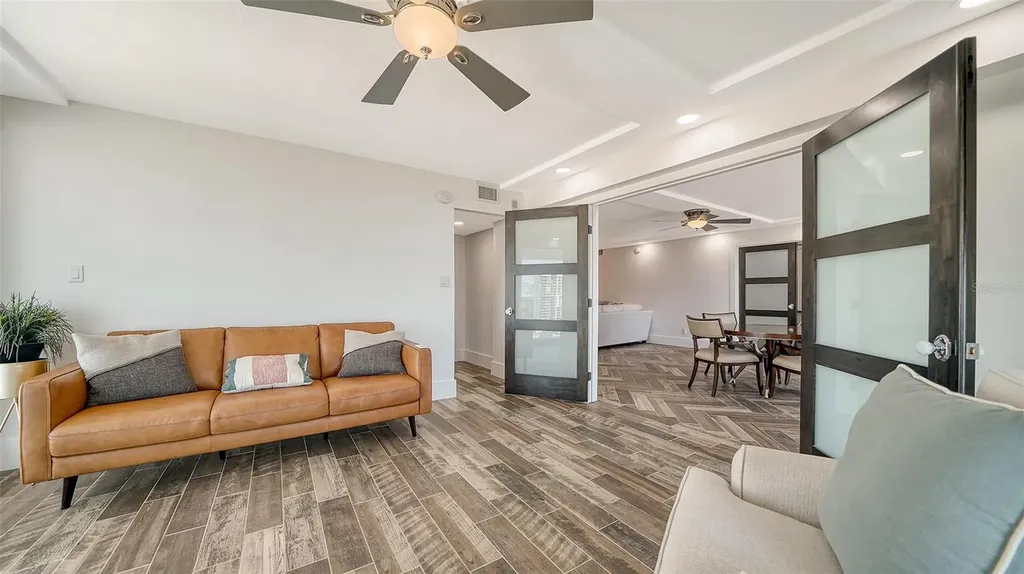 101 S Gulfstream Avenue Sarasota FL 34236