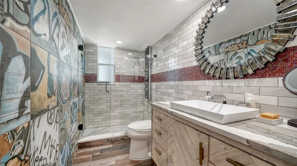 101 S Gulfstream Avenue Sarasota FL 34236