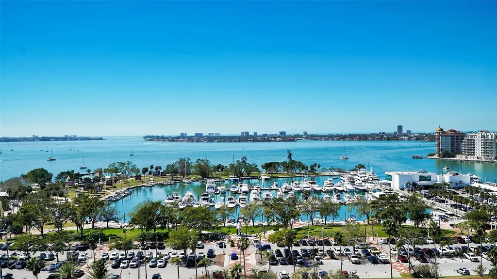 101 S Gulfstream Avenue Sarasota FL 34236
