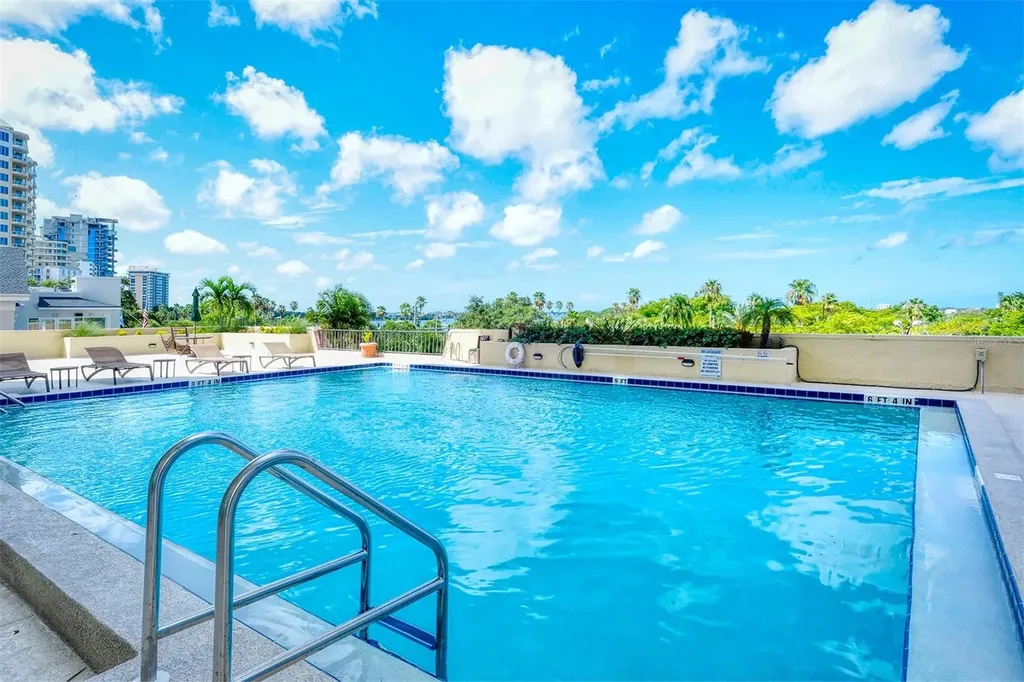 101 S Gulfstream Avenue Sarasota FL 34236
