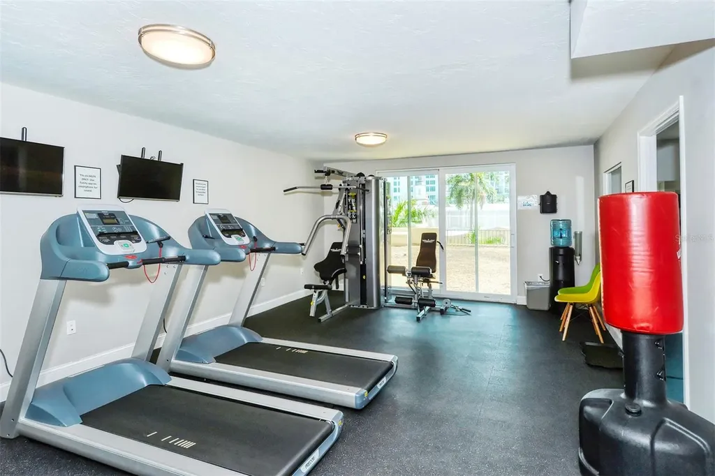 101 S Gulfstream Avenue Sarasota FL 34236