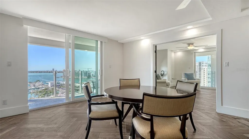 101 S Gulfstream Avenue Sarasota FL 34236