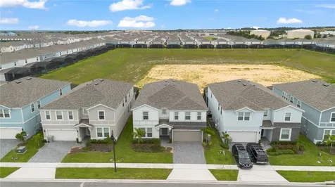 4321 Lana Avenue Davenport FL 33897