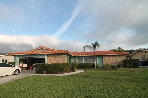 4345 50th Place S St Petersburg FL 33711