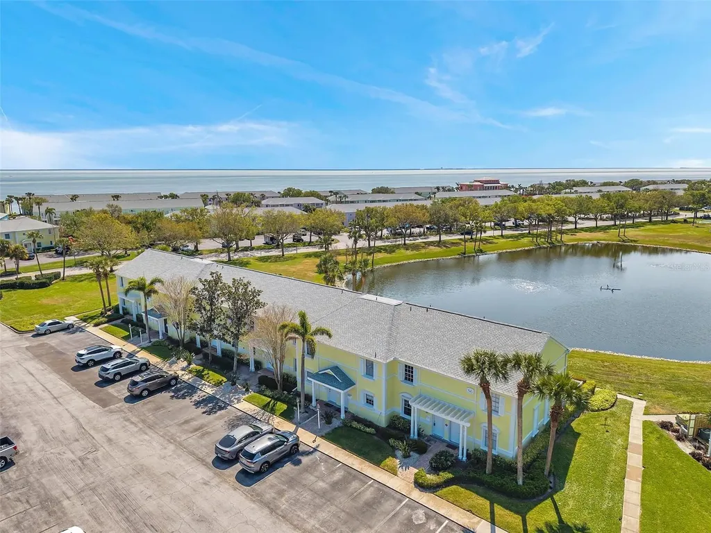 4766 Snook Drive SE St Petersburg FL 33705