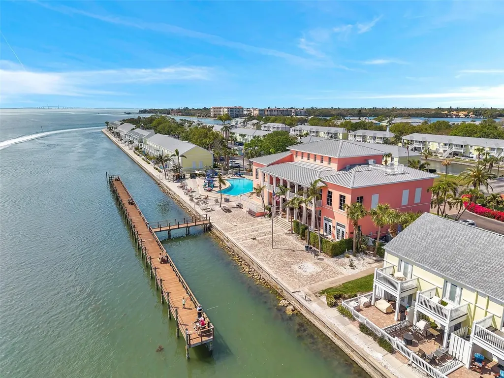 4766 Snook Drive SE St Petersburg FL 33705