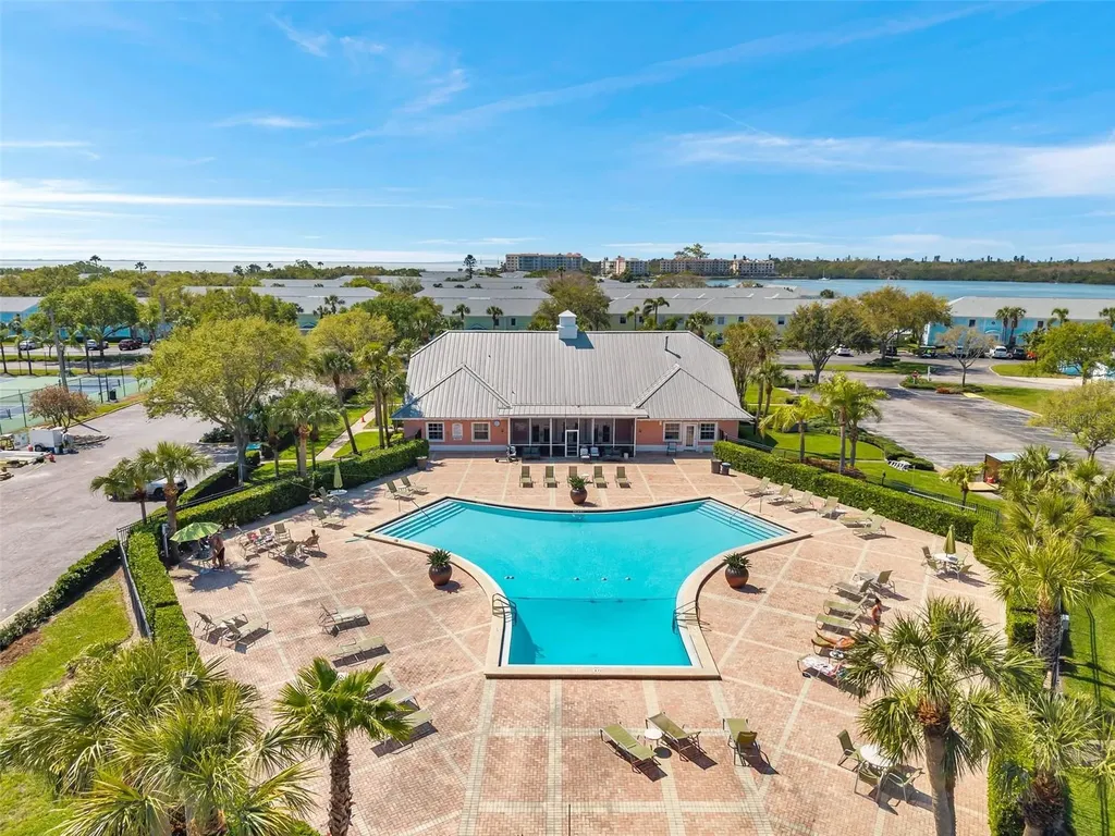4766 Snook Drive SE St Petersburg FL 33705