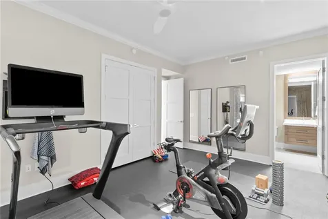 146 4th Avenue NE St Petersburg FL 33701