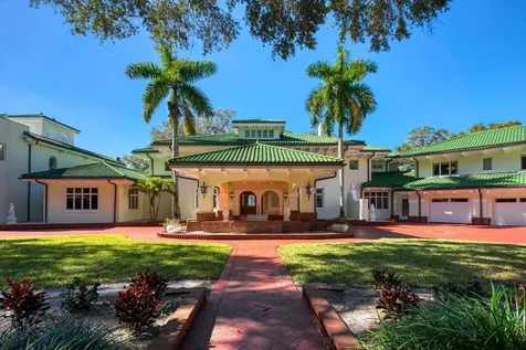 802 Druid Road S Clearwater FL 33756