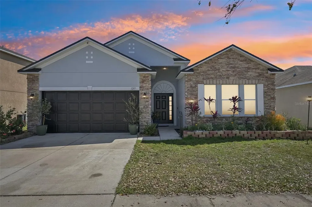 1217 Alhambra Crest Drive Ruskin FL 33570
