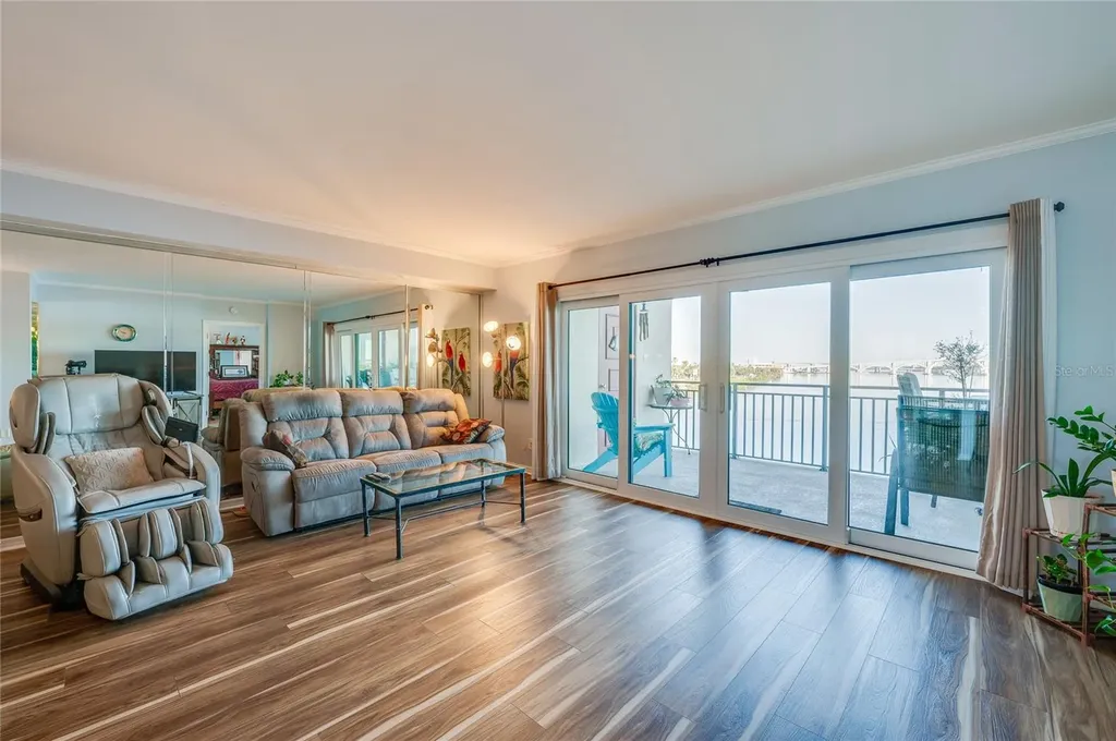 732 Marina Point Drive Daytona Beach FL 32114
