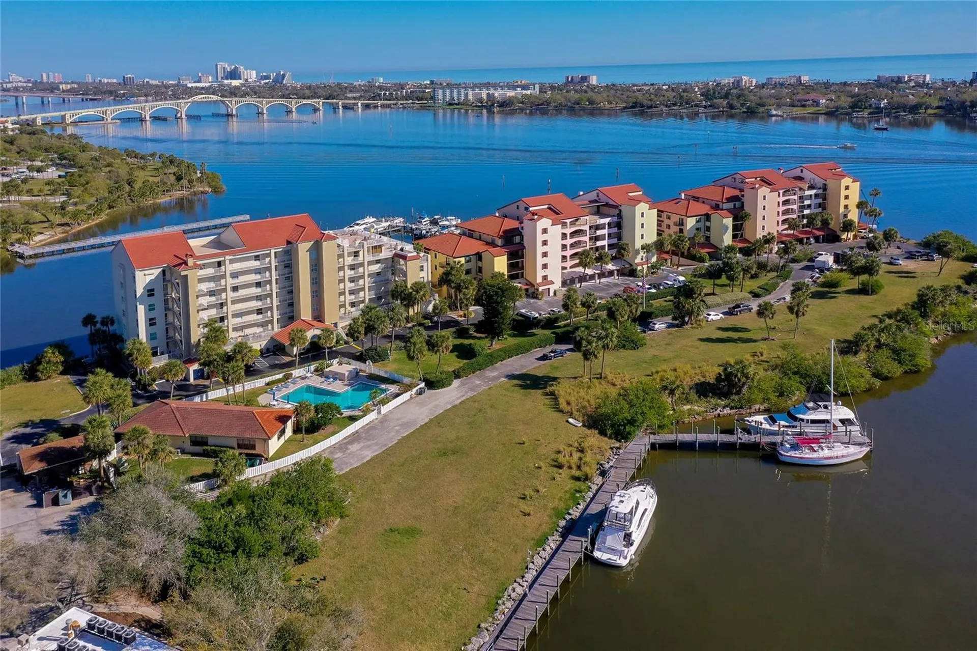 732 Marina Point Drive Daytona Beach FL 32114