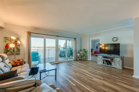 732 Marina Point Drive Daytona Beach FL 32114