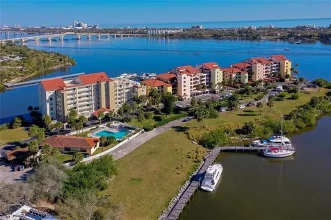 732 Marina Point Drive Daytona Beach FL 32114