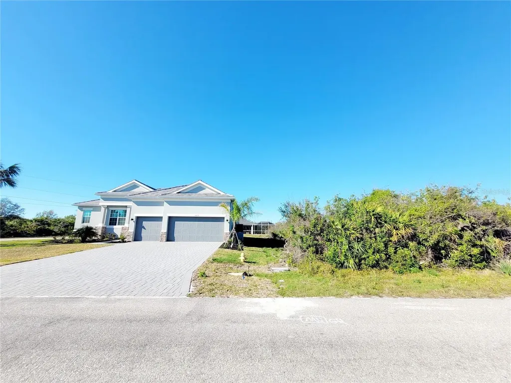 14442 Amestoy Avenue Port Charlotte FL 33981
