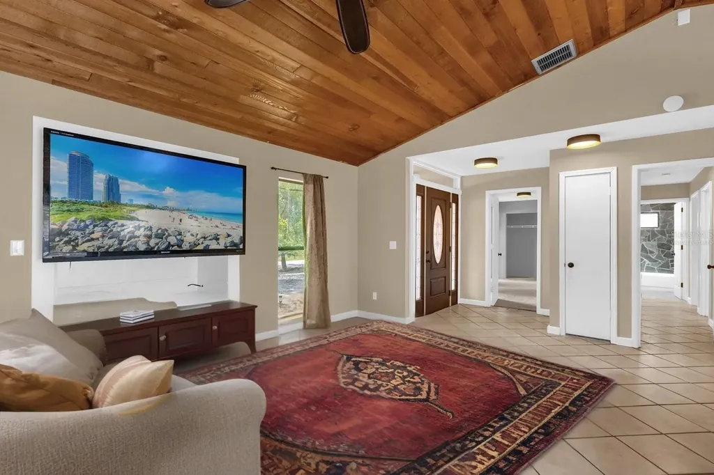 31632 Spruce Drive Eustis FL 32736