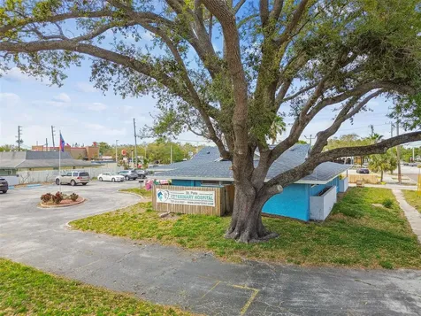 3501 1st Avenue S St Petersburg FL 33711