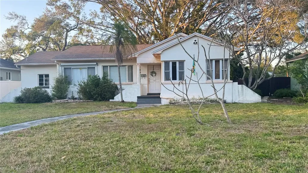 525 36th Avenue NE St Petersburg FL 33704