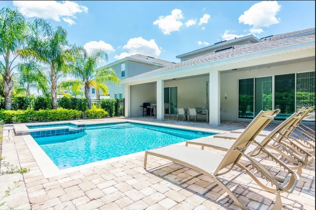 7463 Marker Avenue Kissimmee FL 34747