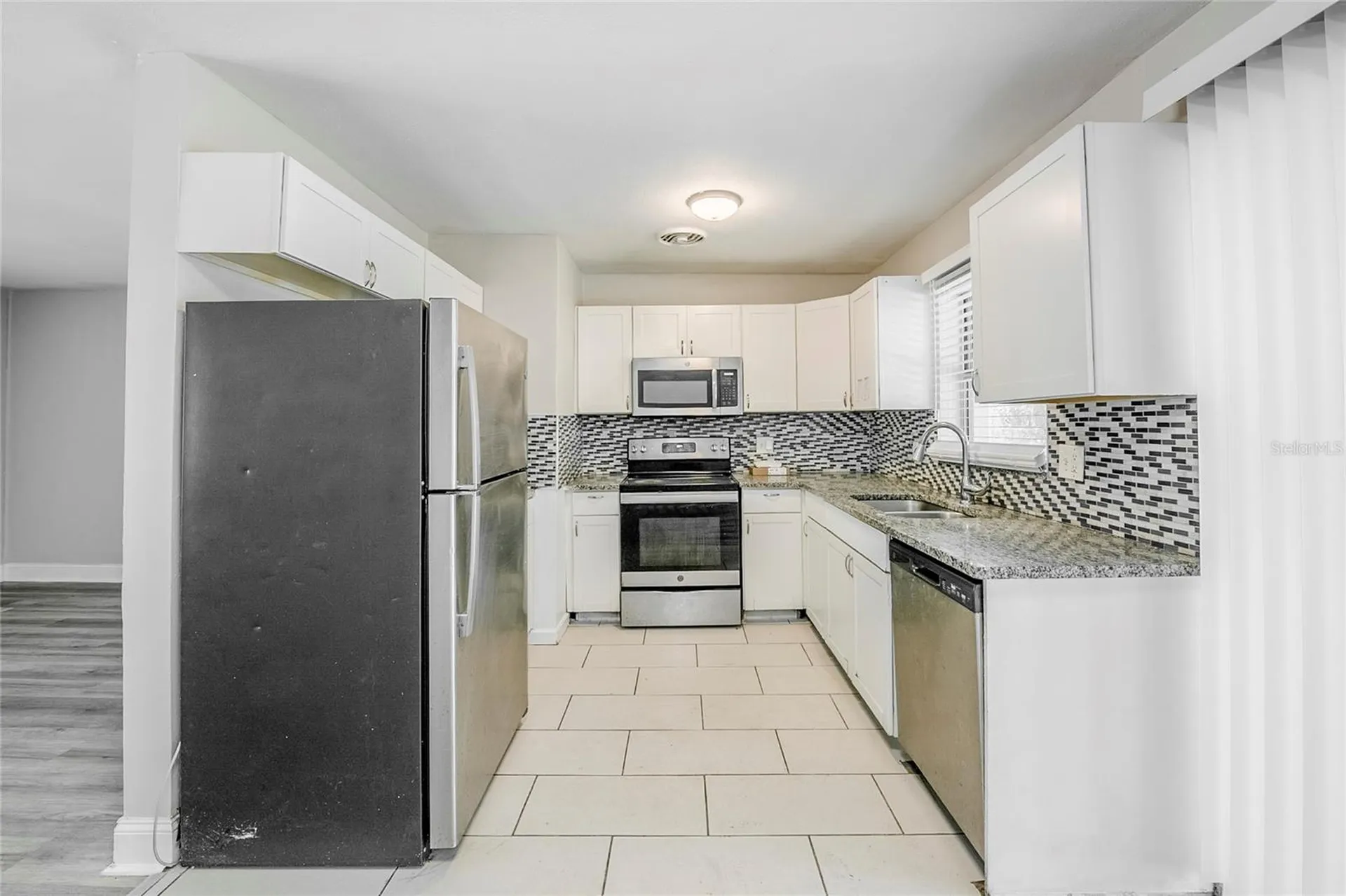 5210 Grandview Drive Orlando FL 32808