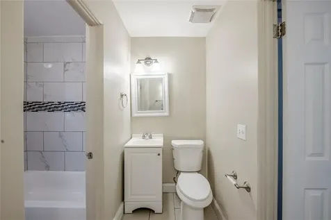 5210 Grandview Drive Orlando FL 32808