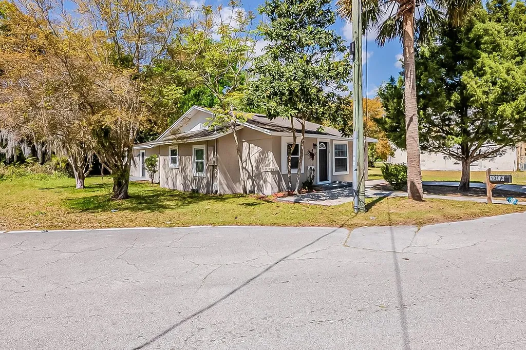 1306 Shepherd Avenue Sanford FL 32771