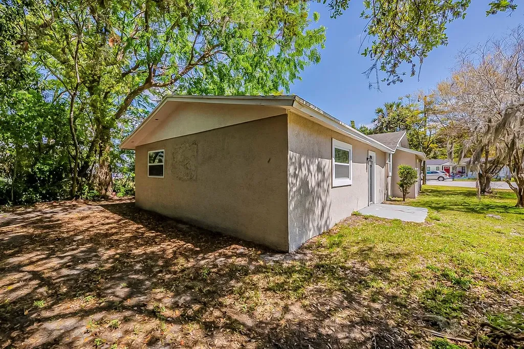 1306 Shepherd Avenue Sanford FL 32771
