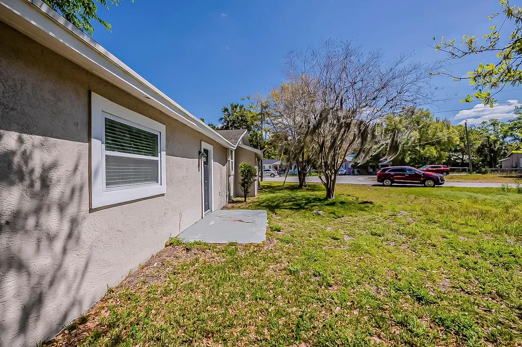 1306 Shepherd Avenue Sanford FL 32771