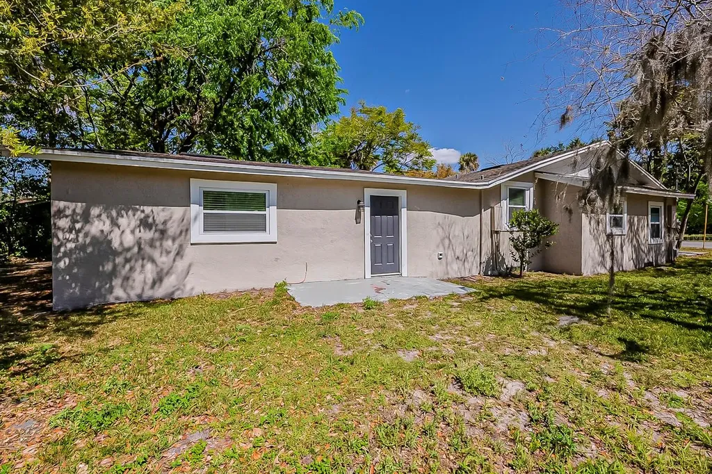 1306 Shepherd Avenue Sanford FL 32771